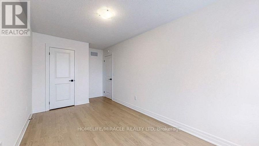 49 PAISLEY DRIVE Image 26