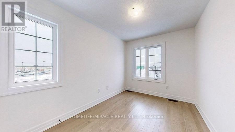 49 PAISLEY DRIVE Image 27