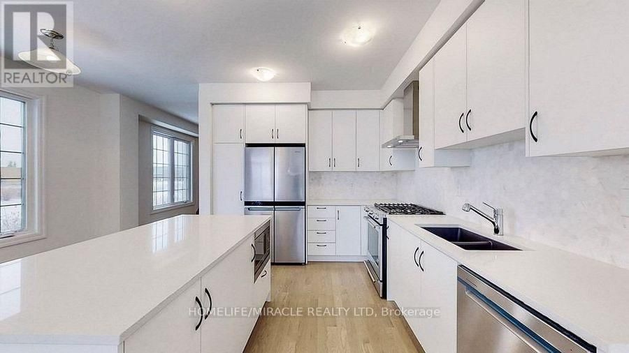 49 PAISLEY DRIVE Image 9