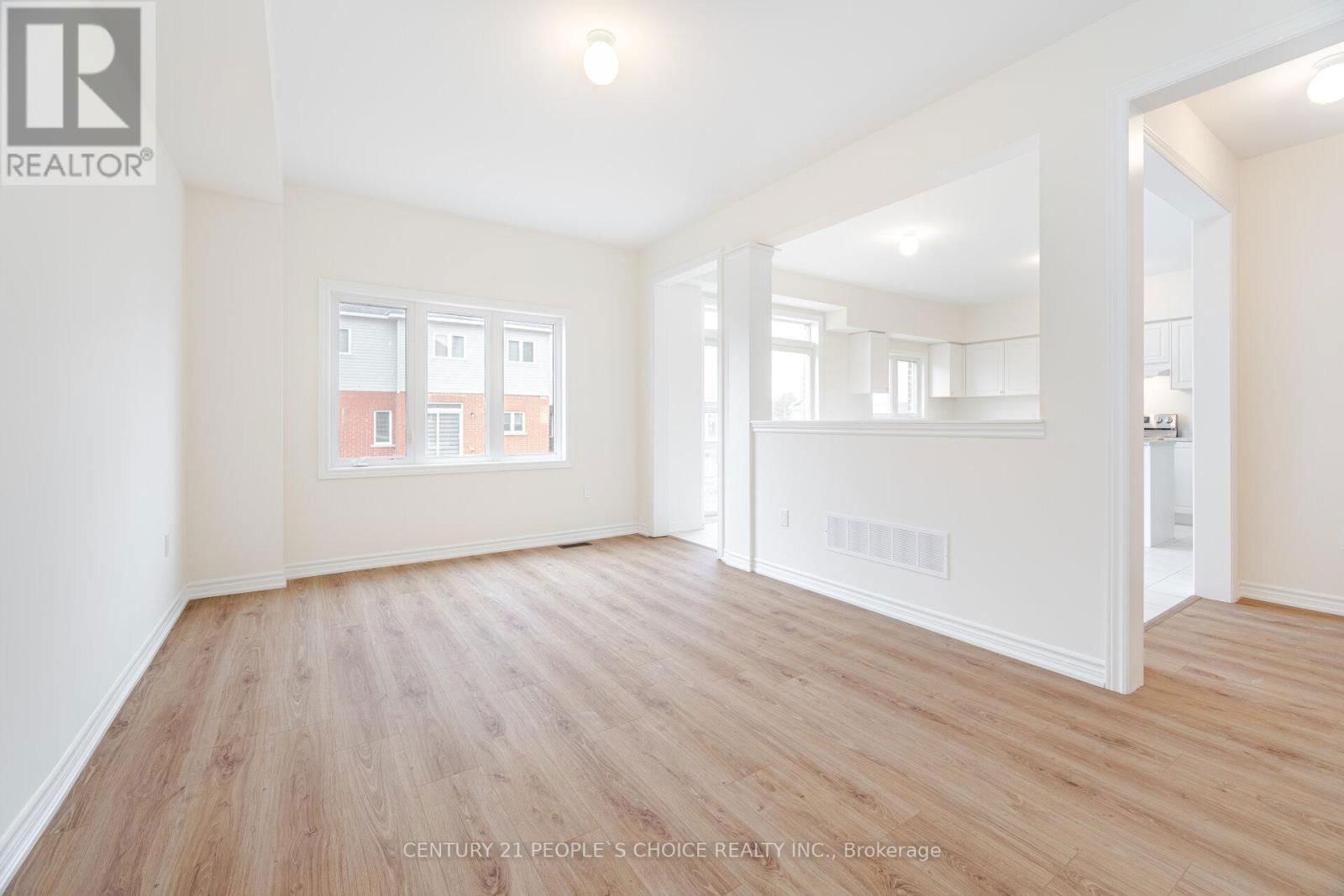 6 GRIEVE AVENUE Image 14
