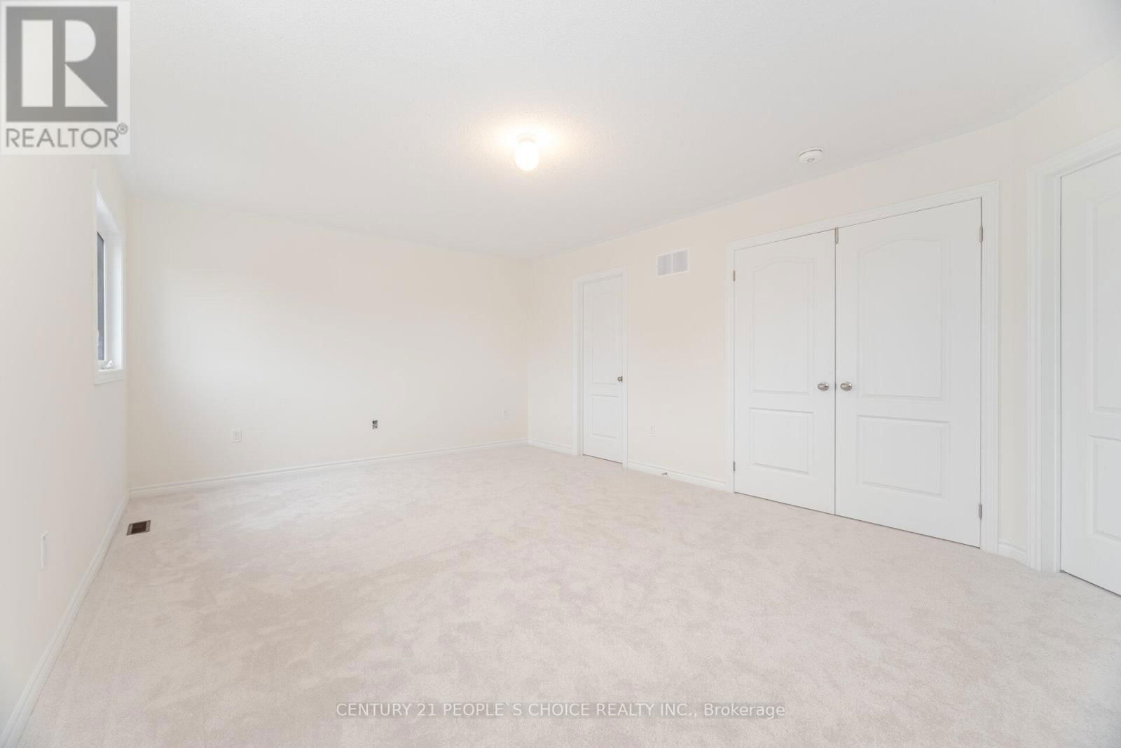 6 GRIEVE AVENUE Image 20