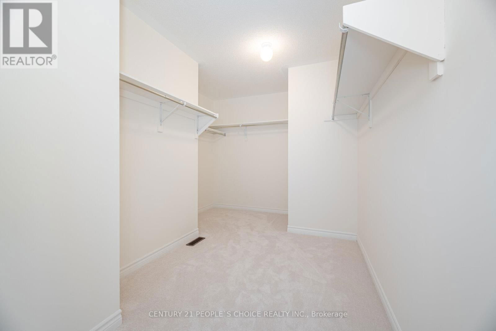 6 GRIEVE AVENUE Image 25