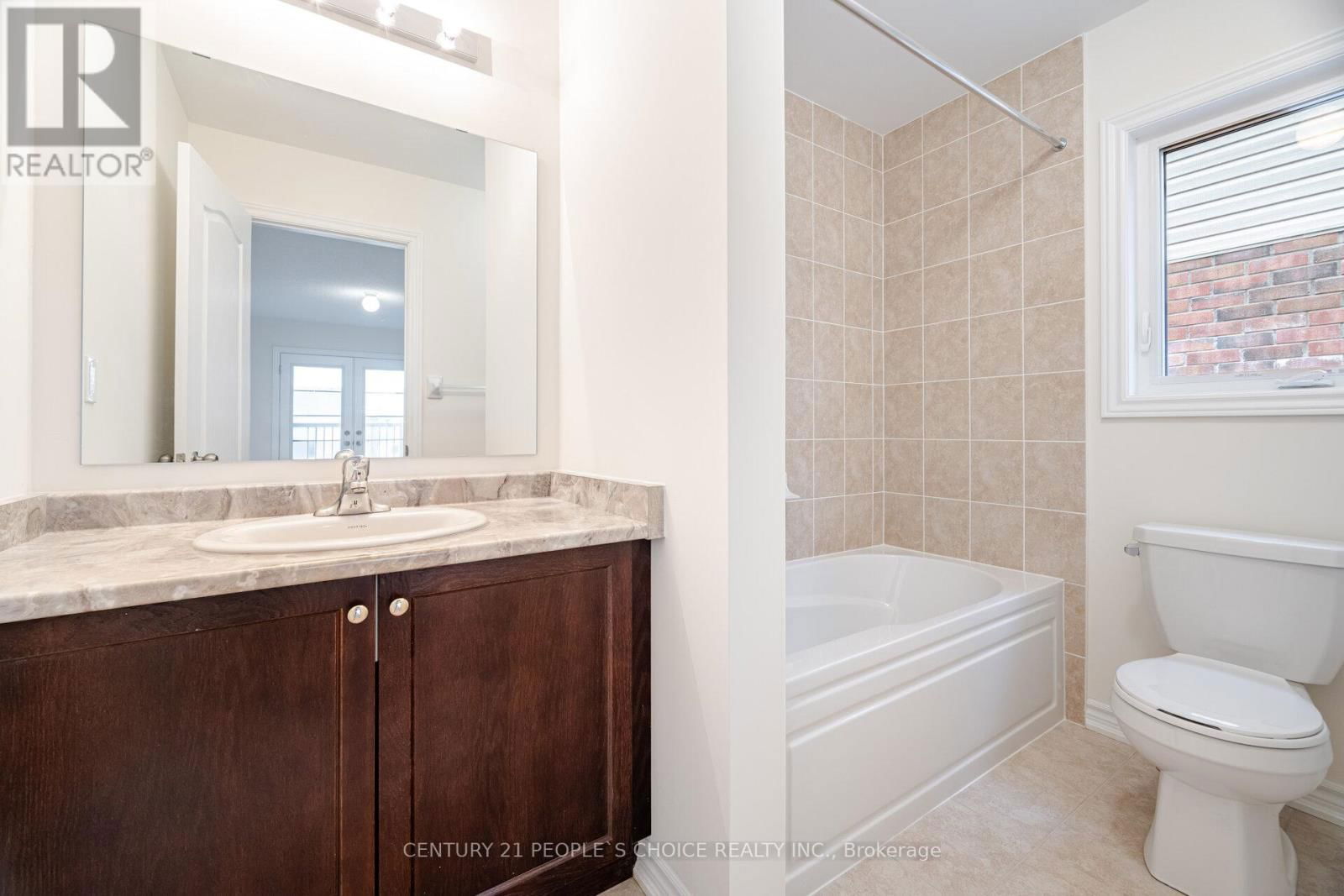 6 GRIEVE AVENUE Image 31