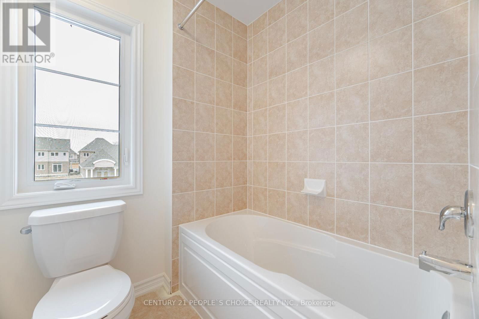 6 GRIEVE AVENUE Image 35