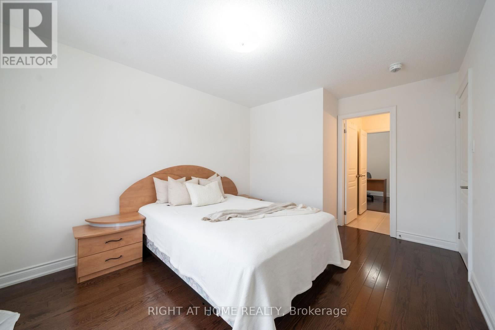82 JOHN LINK AVENUE Image 26