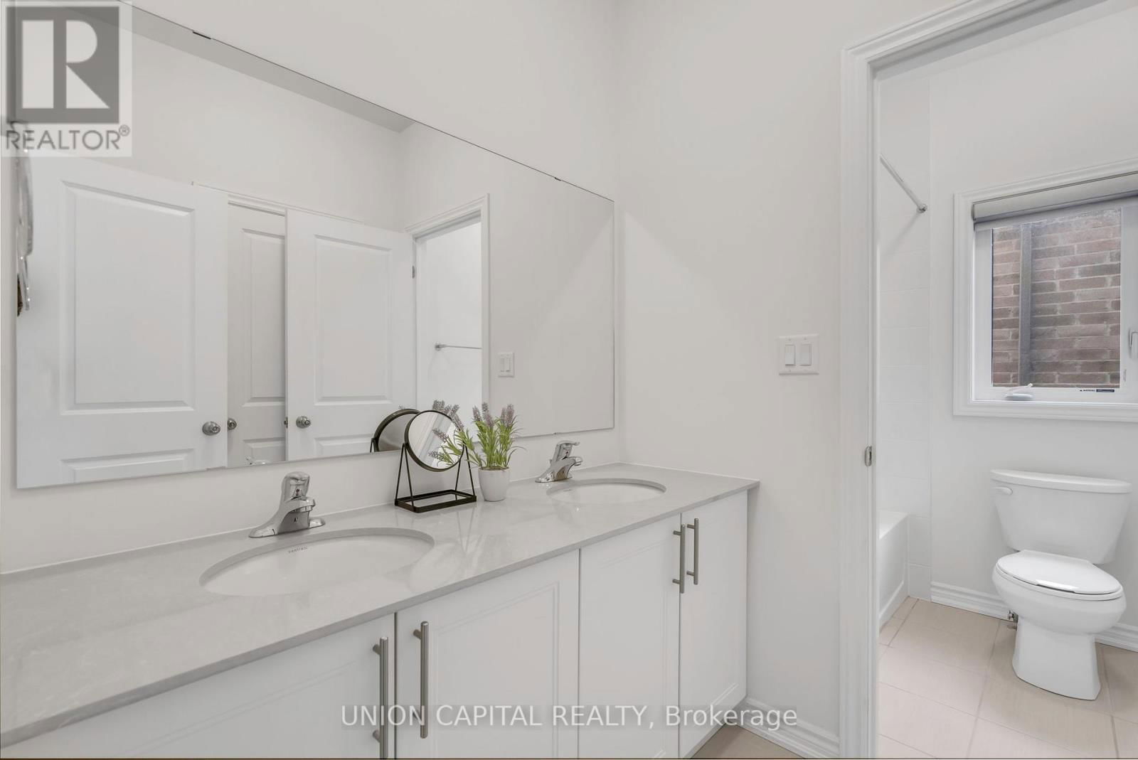123 HALLDORSON AVENUE Image 31