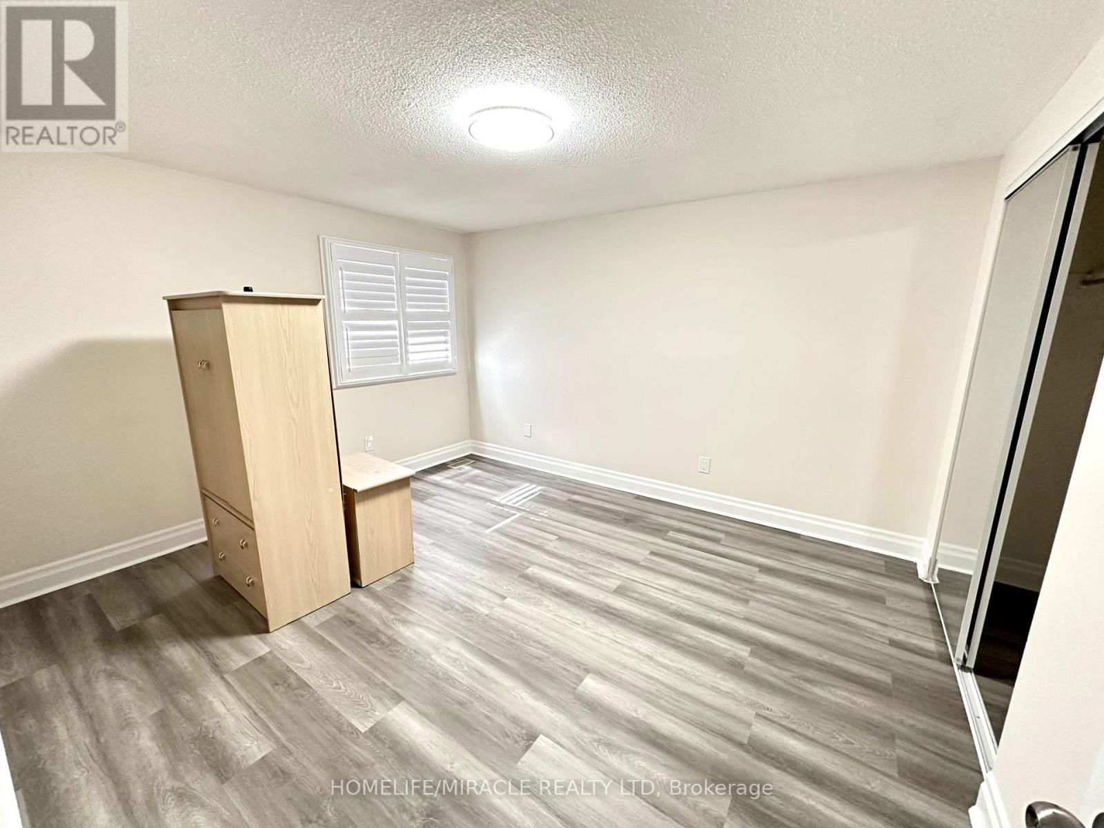 Main - 152 TERROSA ROAD Image 16