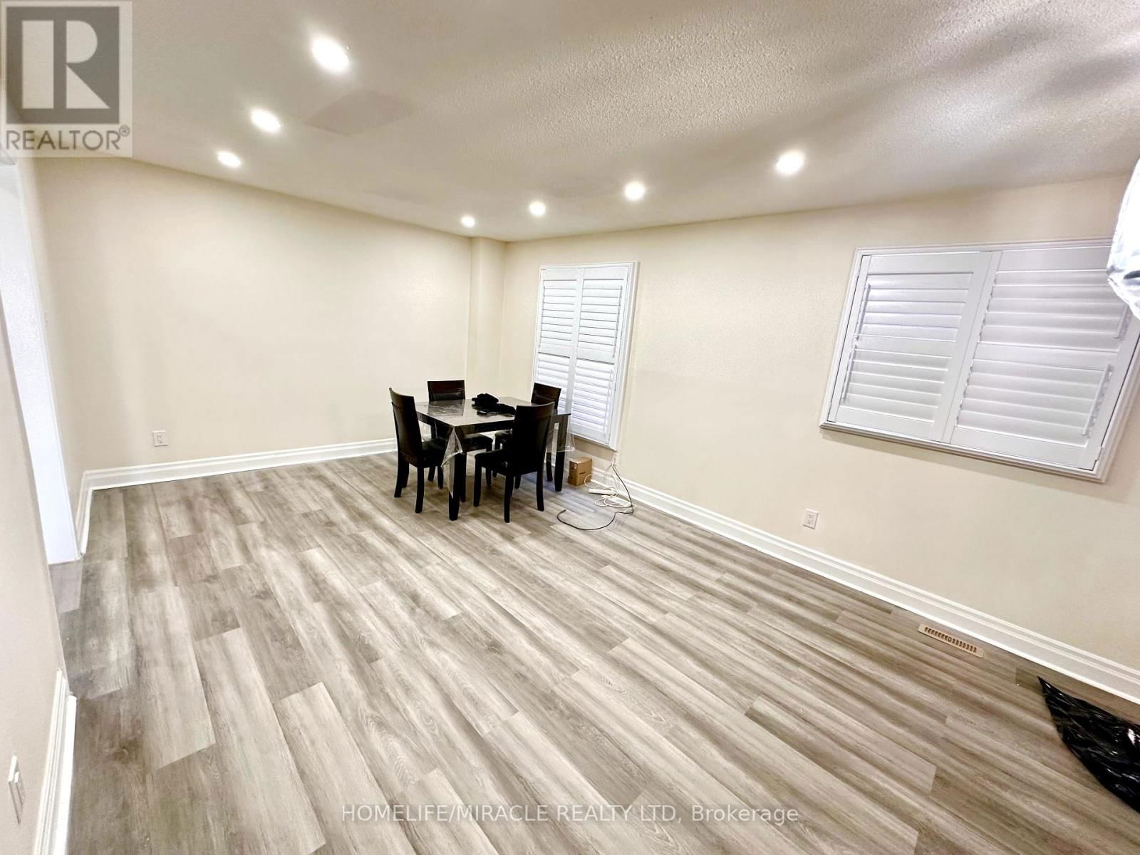 Main - 152 TERROSA ROAD Image 9