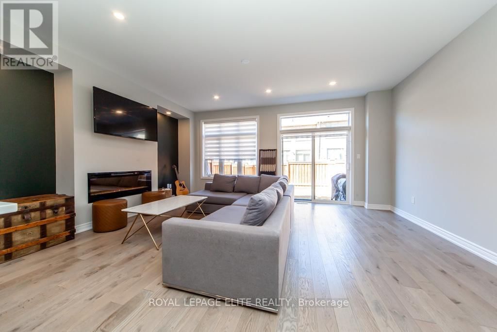 330 SILK TWIST DRIVE Image 11