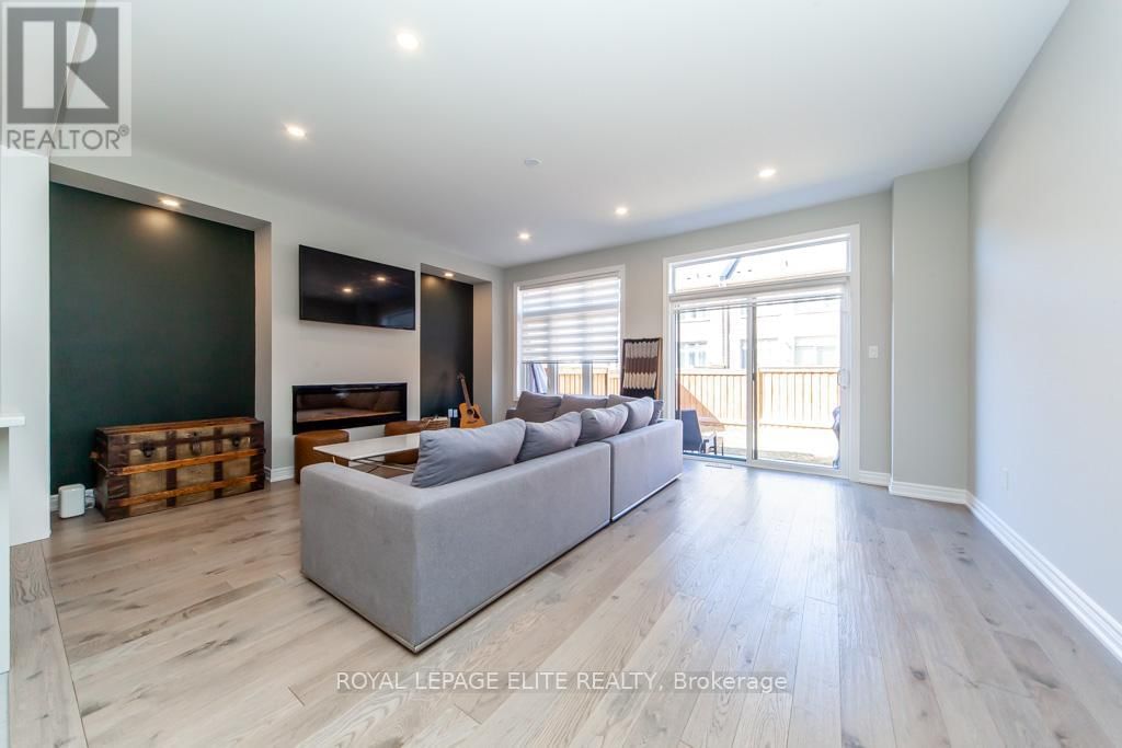 330 SILK TWIST DRIVE Image 12