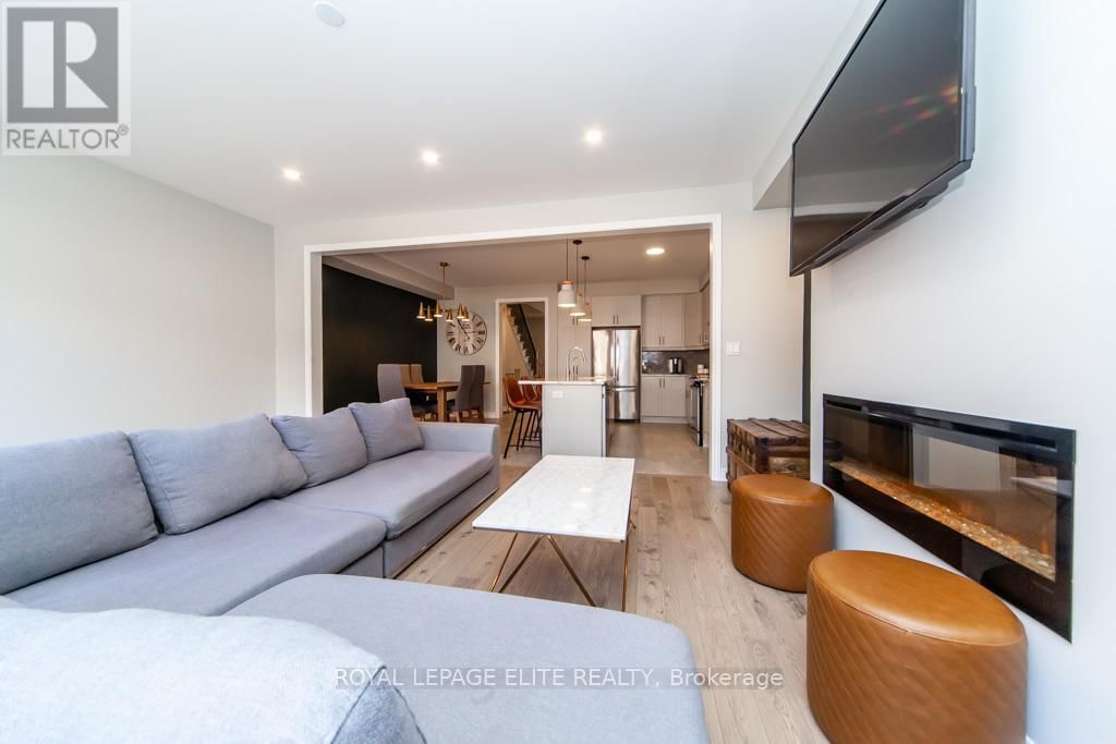 330 SILK TWIST DRIVE Image 16