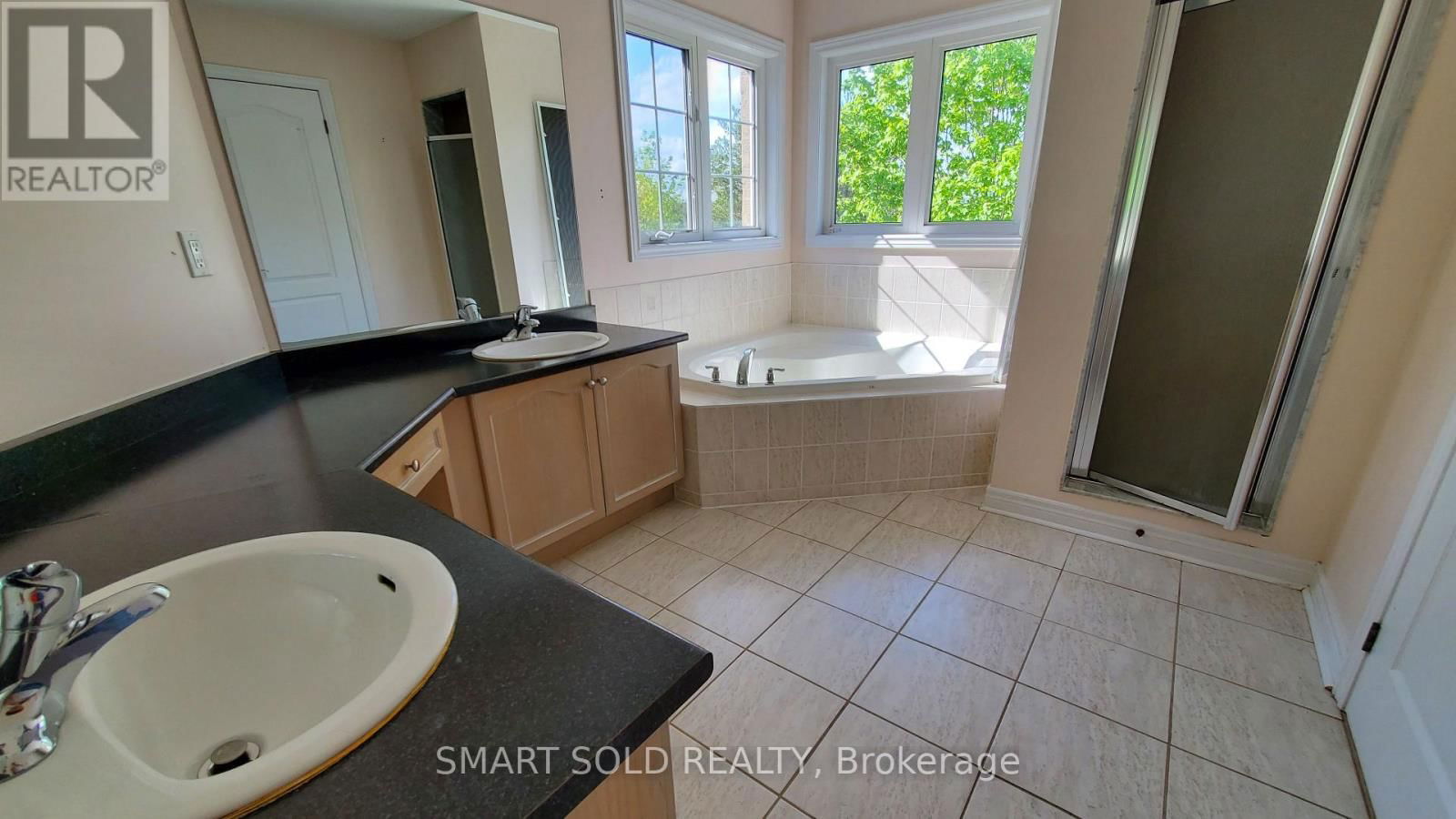 29 SHELL COURT Image 8