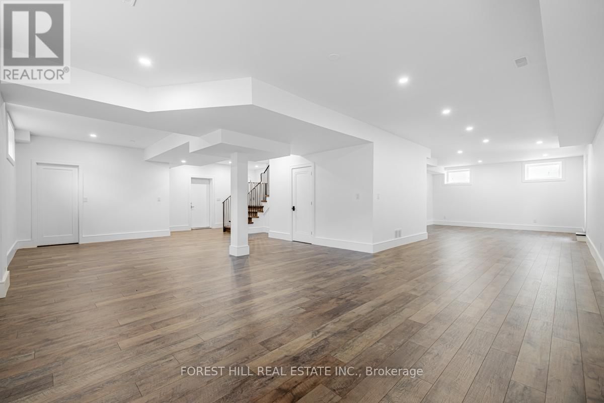 68 ELM AVENUE Image 35