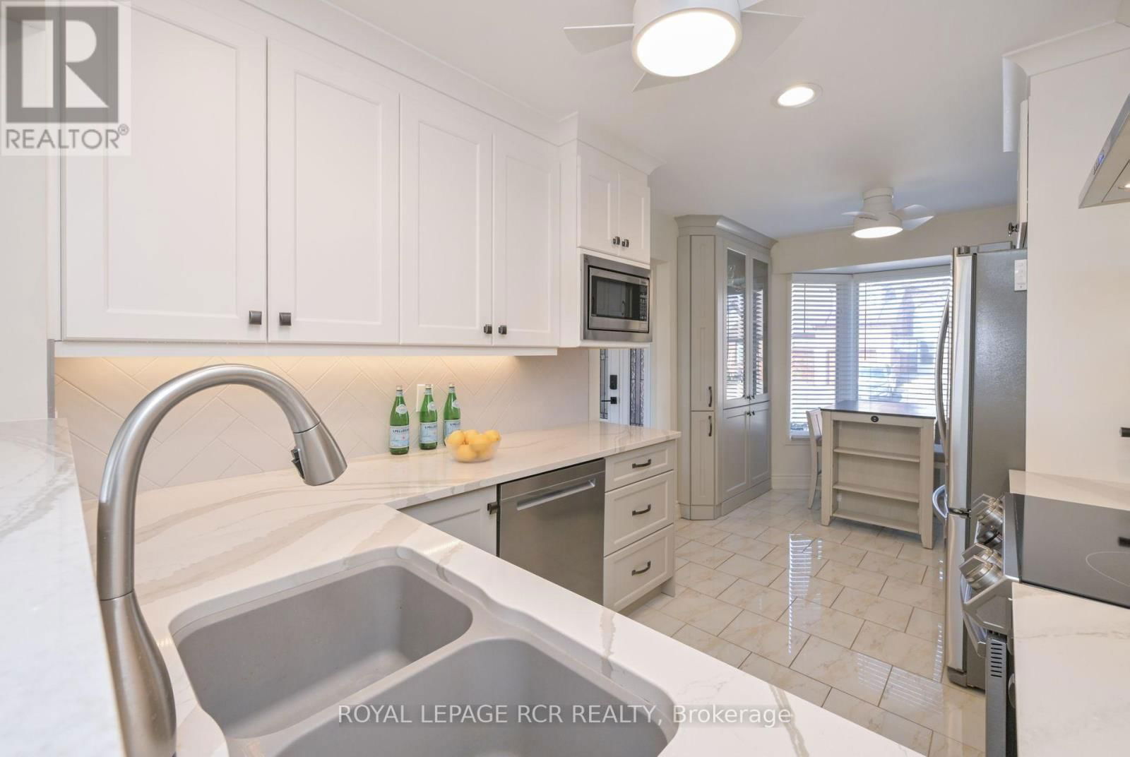 68 RIVERVIEW ROAD Image 9