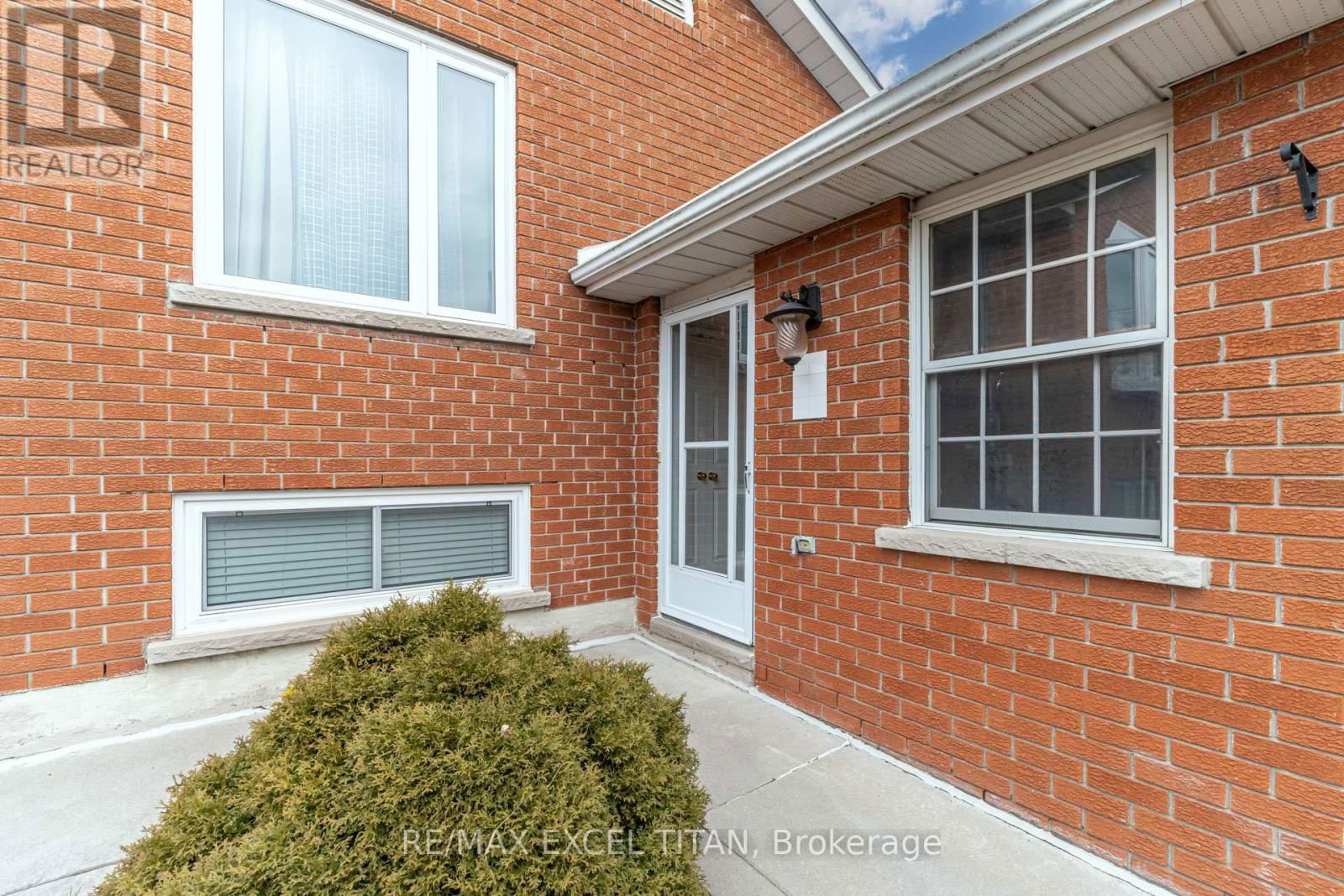 Main - 113 BACK STREET Image 4