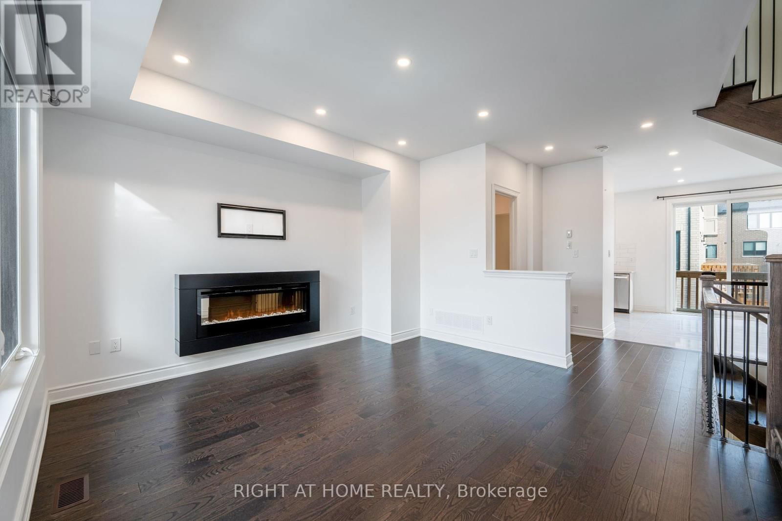 250 VERMONT AVENUE Image 9
