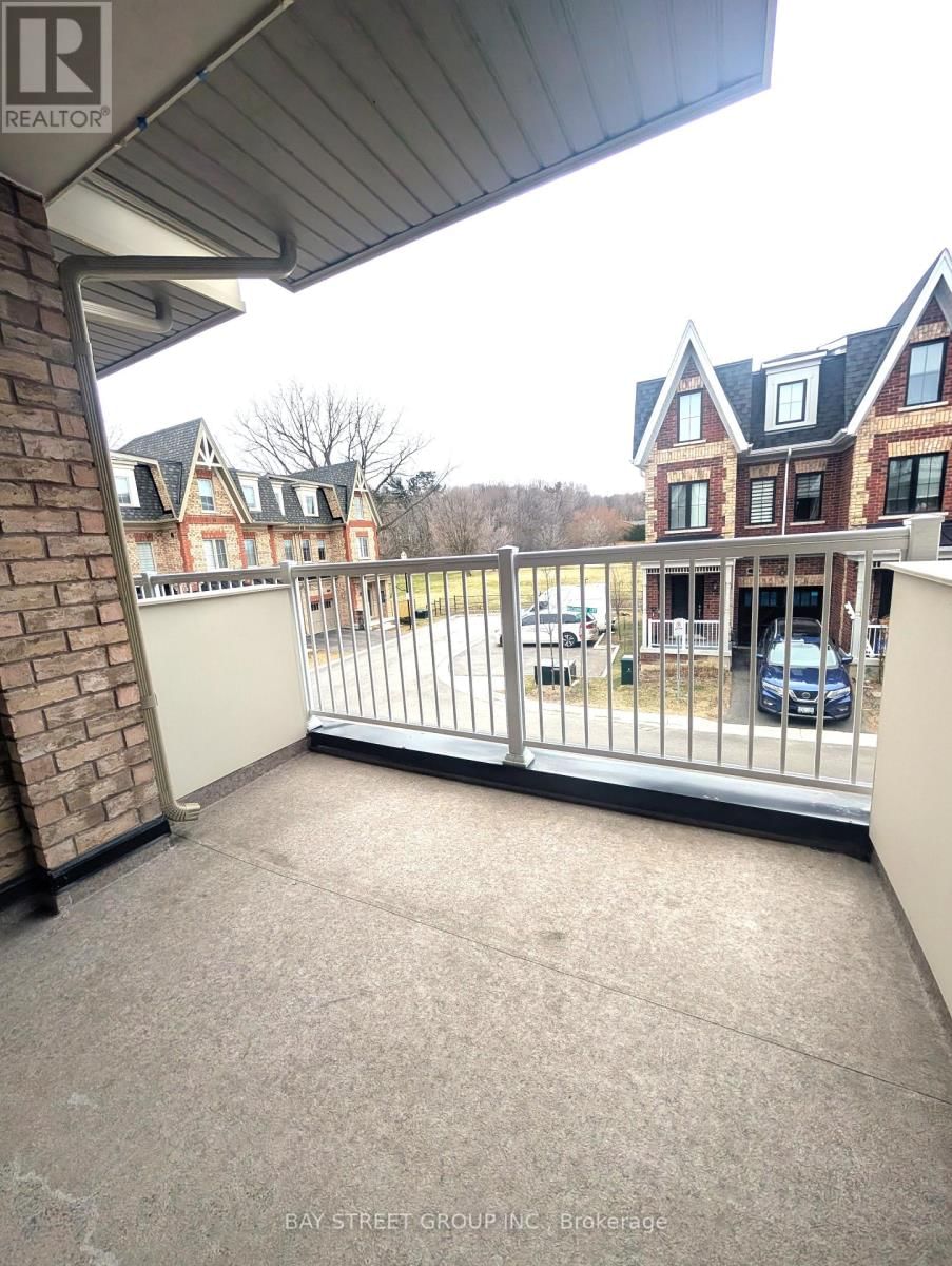 9560 KEELE STREET Image 16
