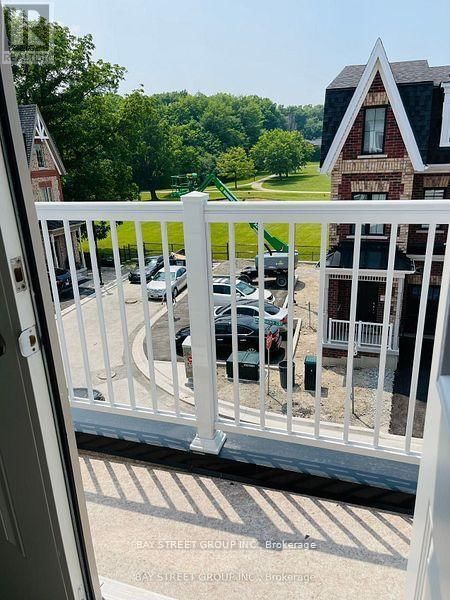 9560 KEELE STREET Image 30
