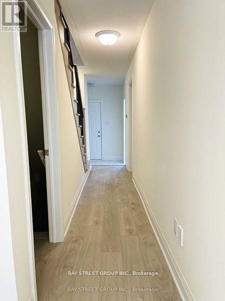 9560 KEELE STREET Image 7