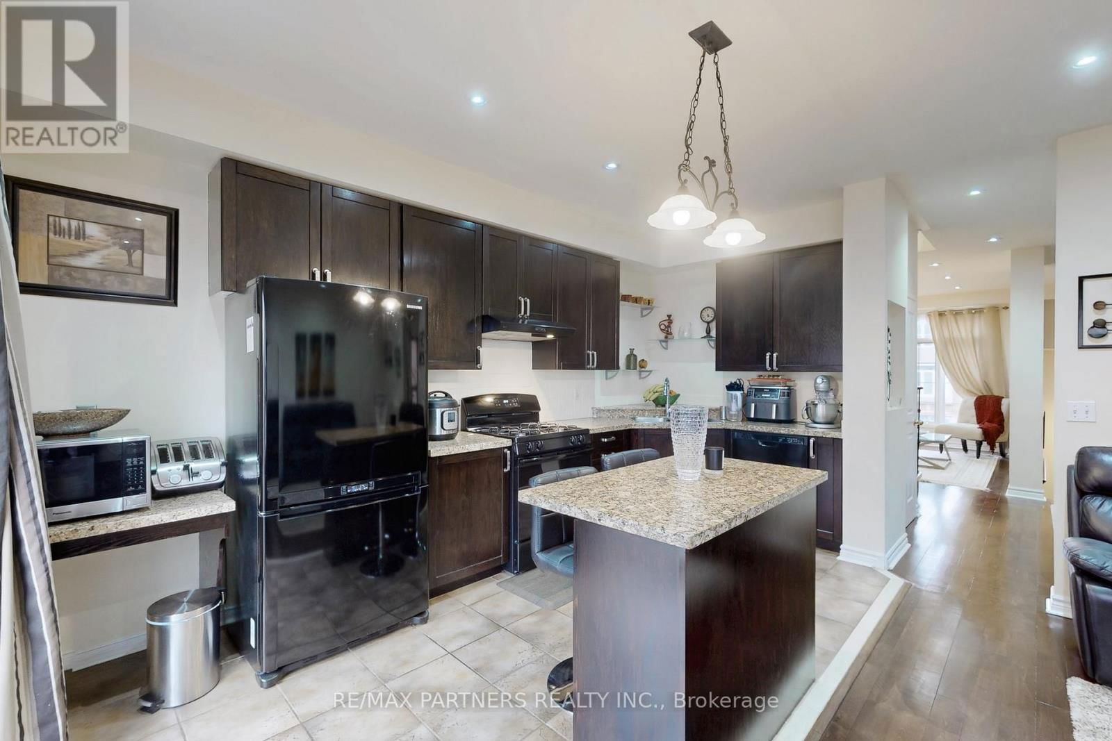17 HENRIETTA STREET Image 13
