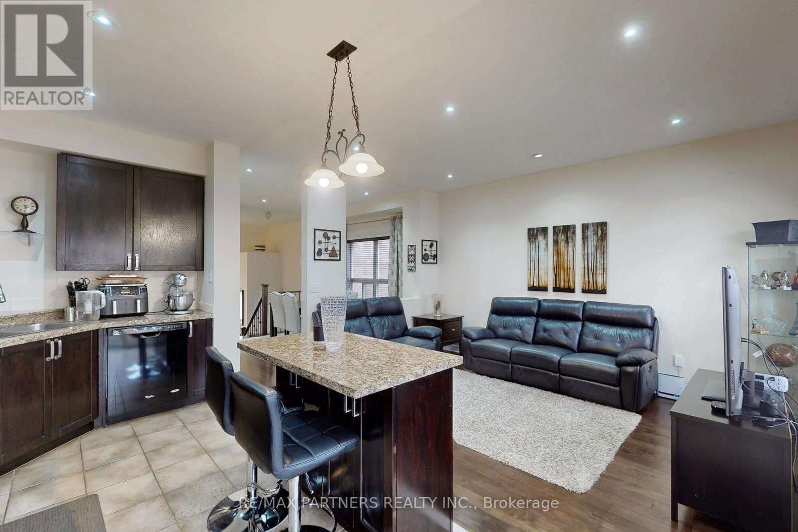 17 HENRIETTA STREET Image 14