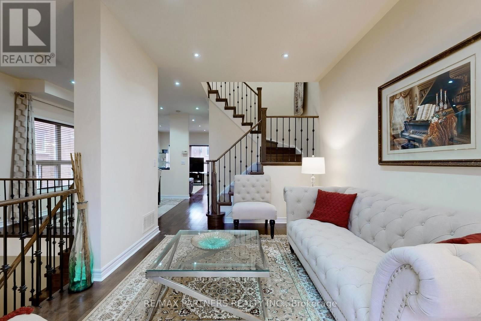 17 HENRIETTA STREET Image 3