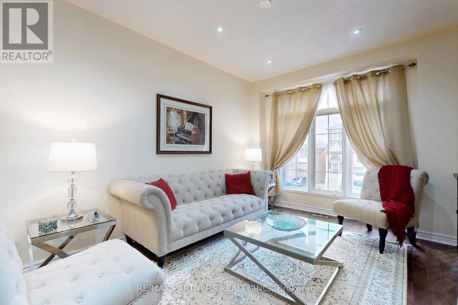 17 HENRIETTA STREET Image 4
