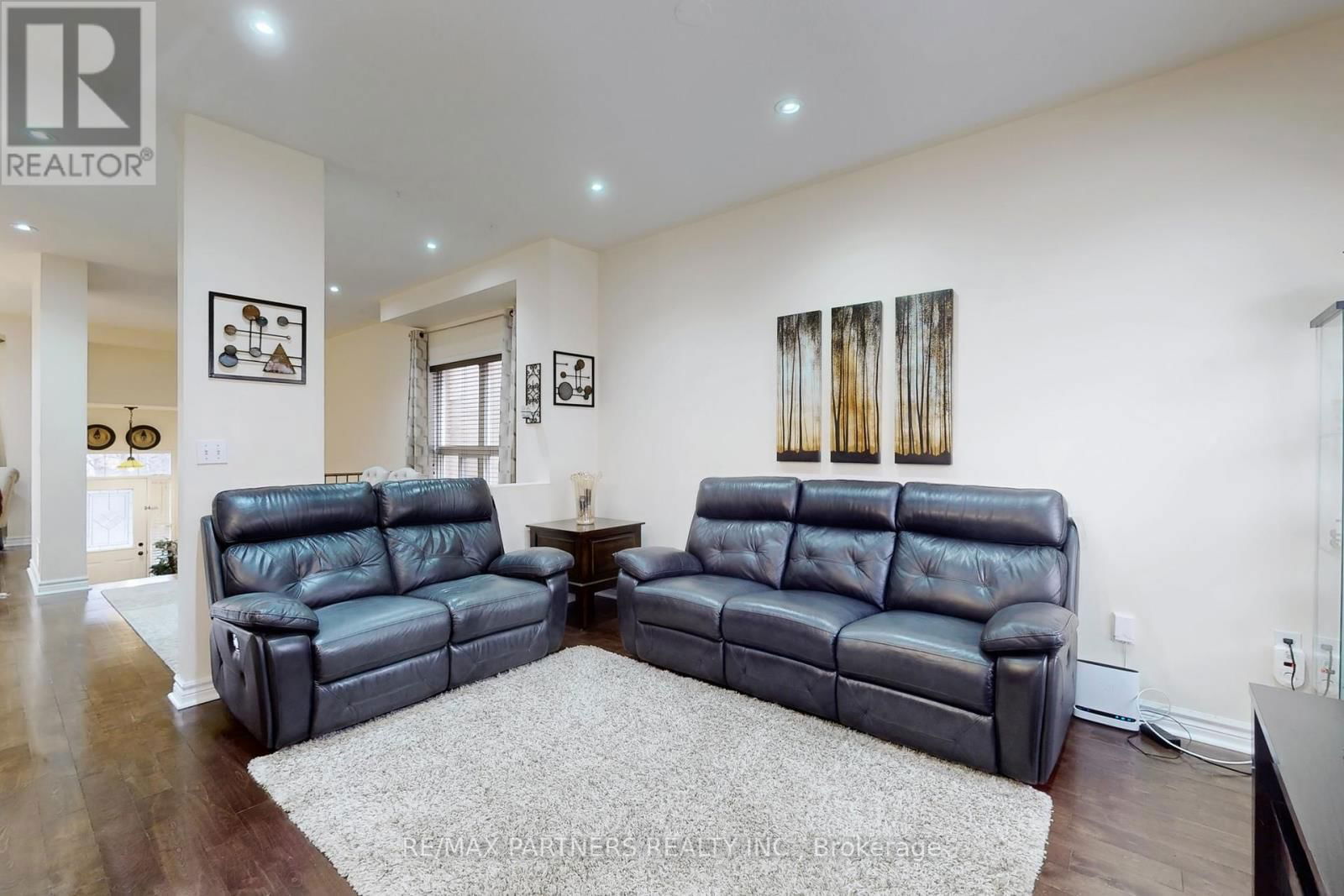 17 HENRIETTA STREET Image 9