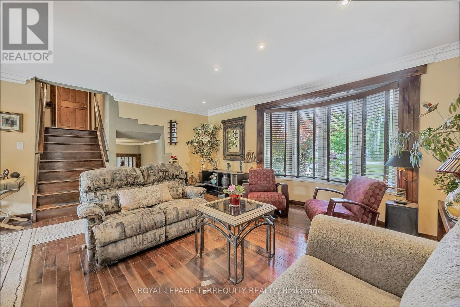 2211 MILDRED AVENUE Image 22