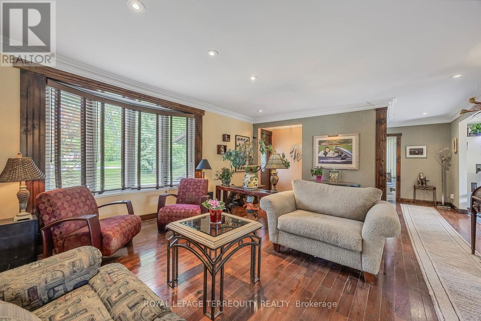 2211 MILDRED AVENUE Image 23