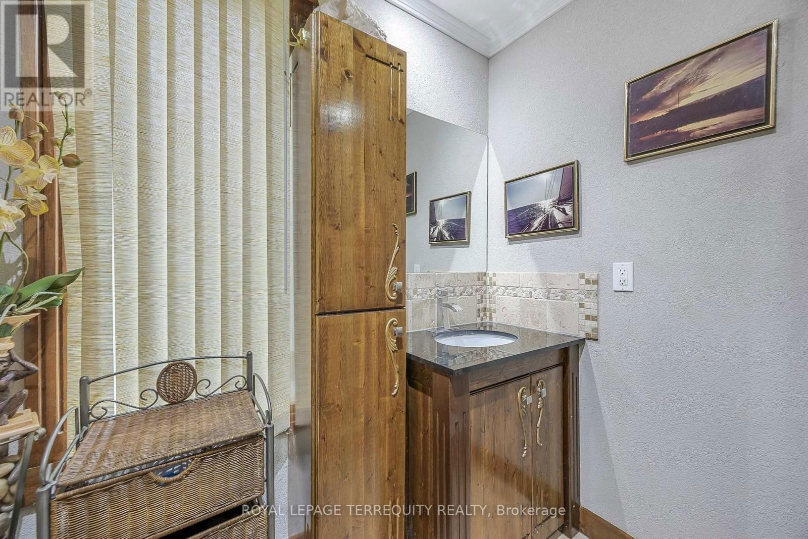 2211 MILDRED AVENUE Image 29