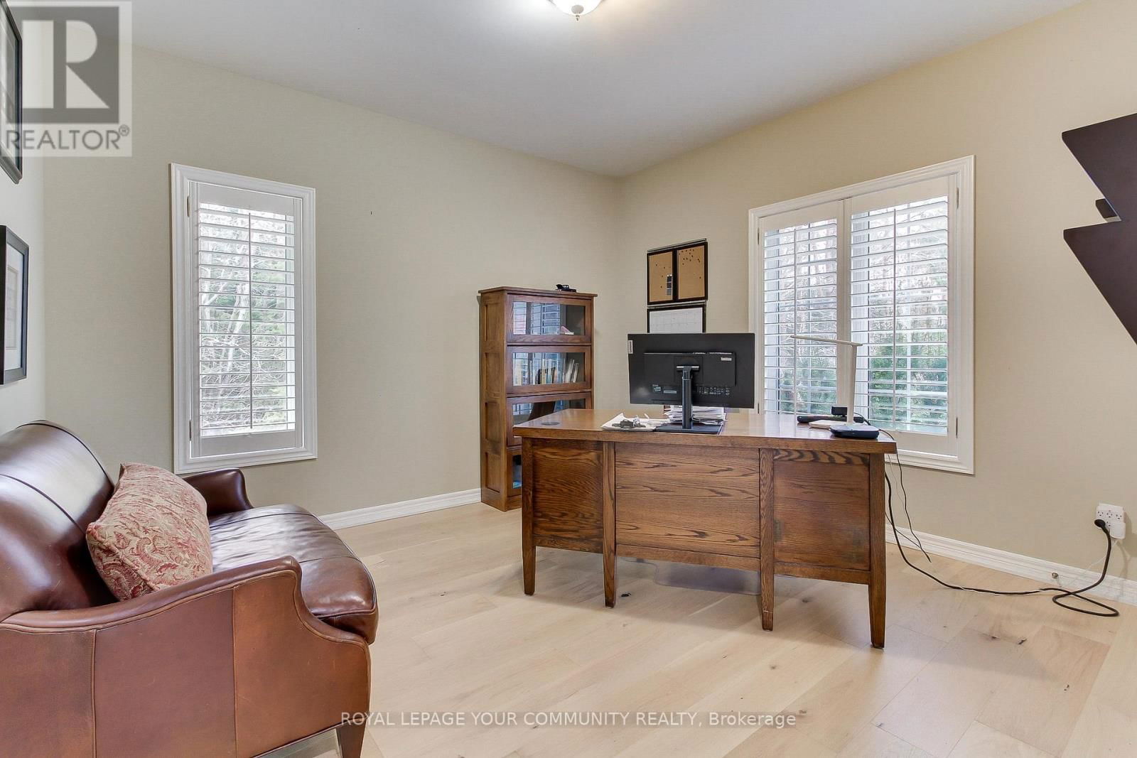 8 PELOSI WAY Image 34