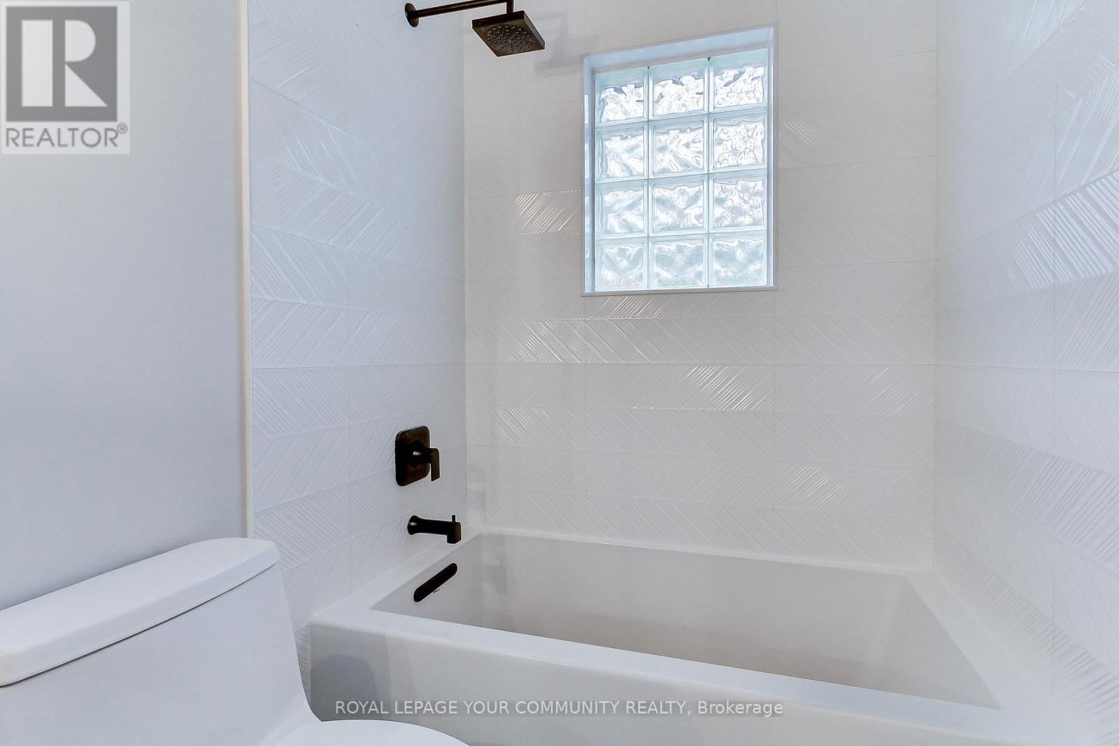 8 PELOSI WAY Image 37