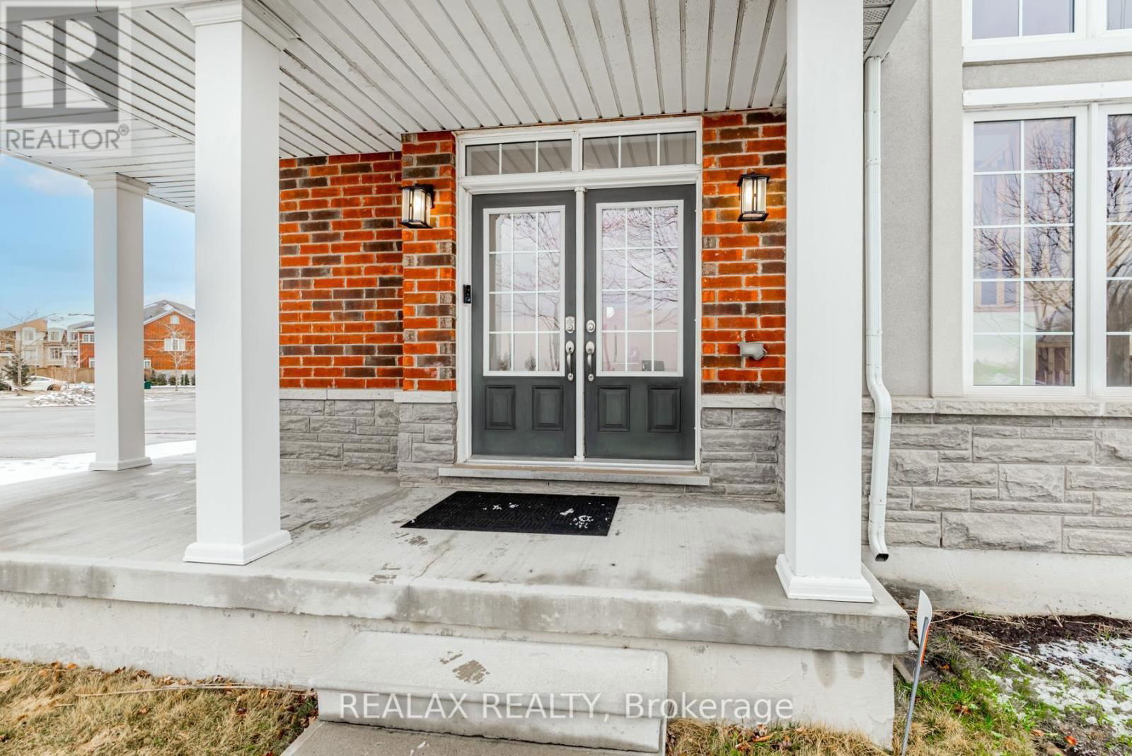 143 LIVANTE COURT Image 3
