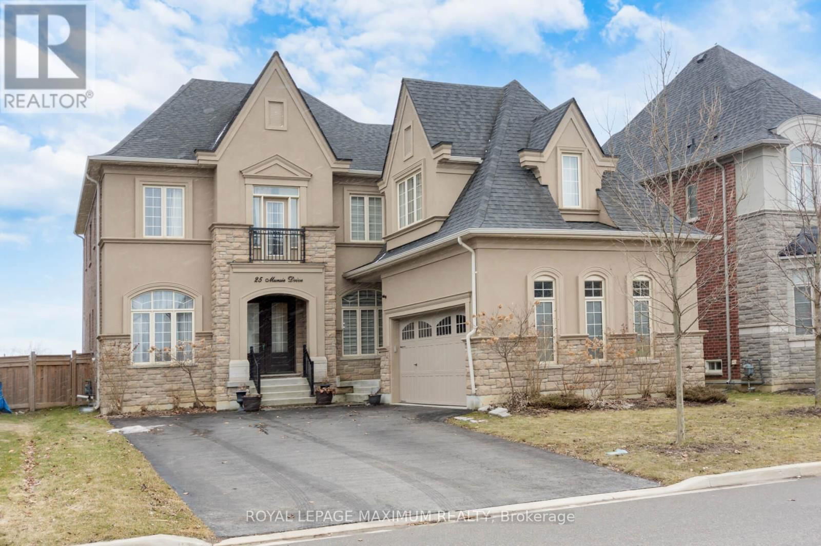 25 MUNSIE DRIVE Image 1