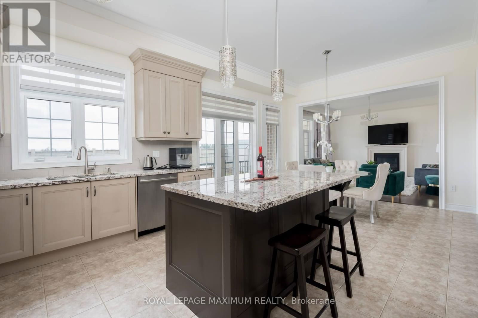 25 MUNSIE DRIVE Image 12