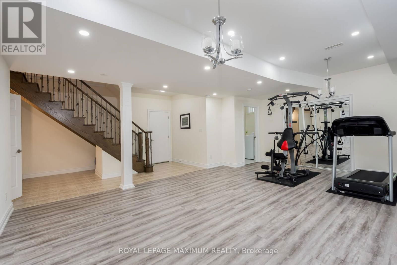 25 MUNSIE DRIVE Image 33