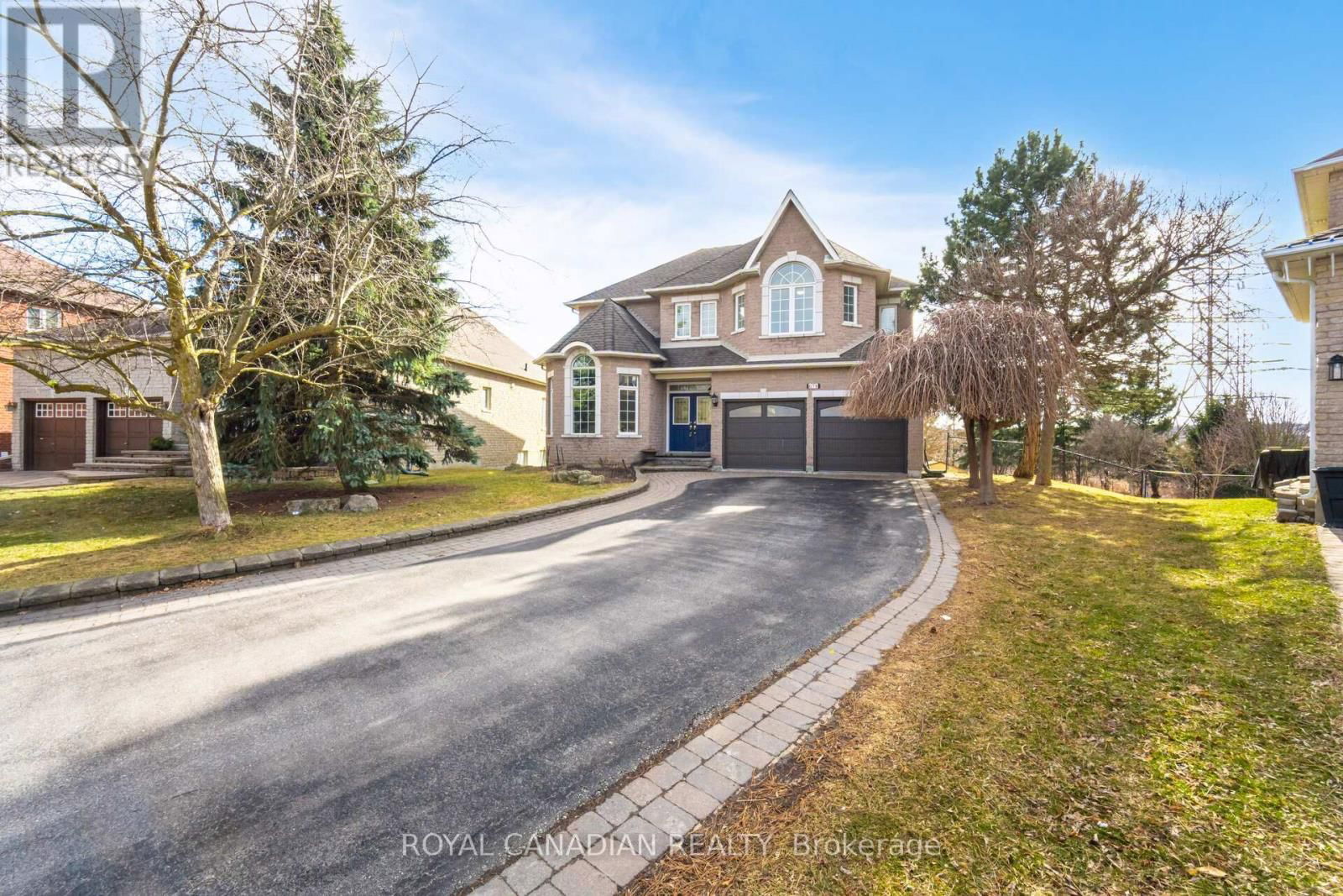 678 MADELINE HEIGHTS Image 2