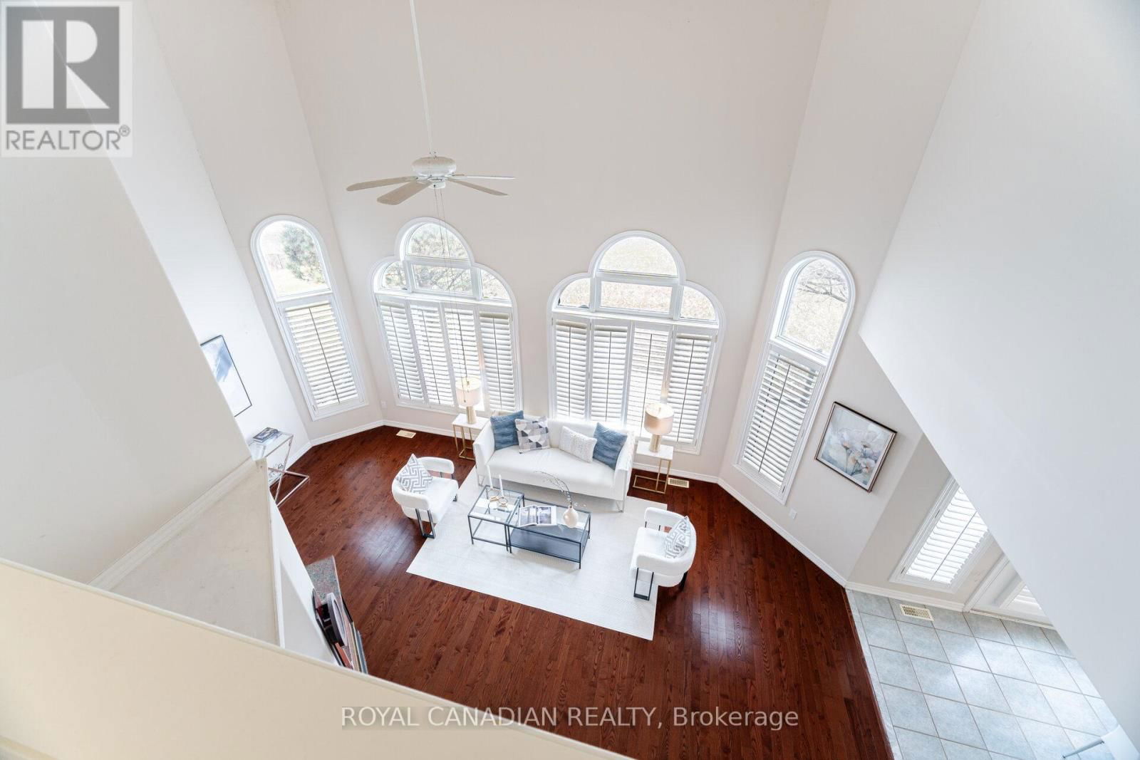 678 MADELINE HEIGHTS Image 24