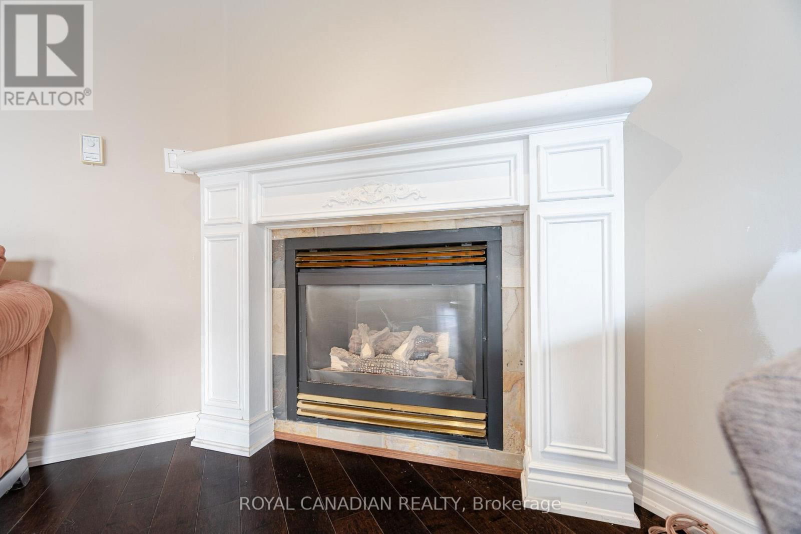 678 MADELINE HEIGHTS Image 35