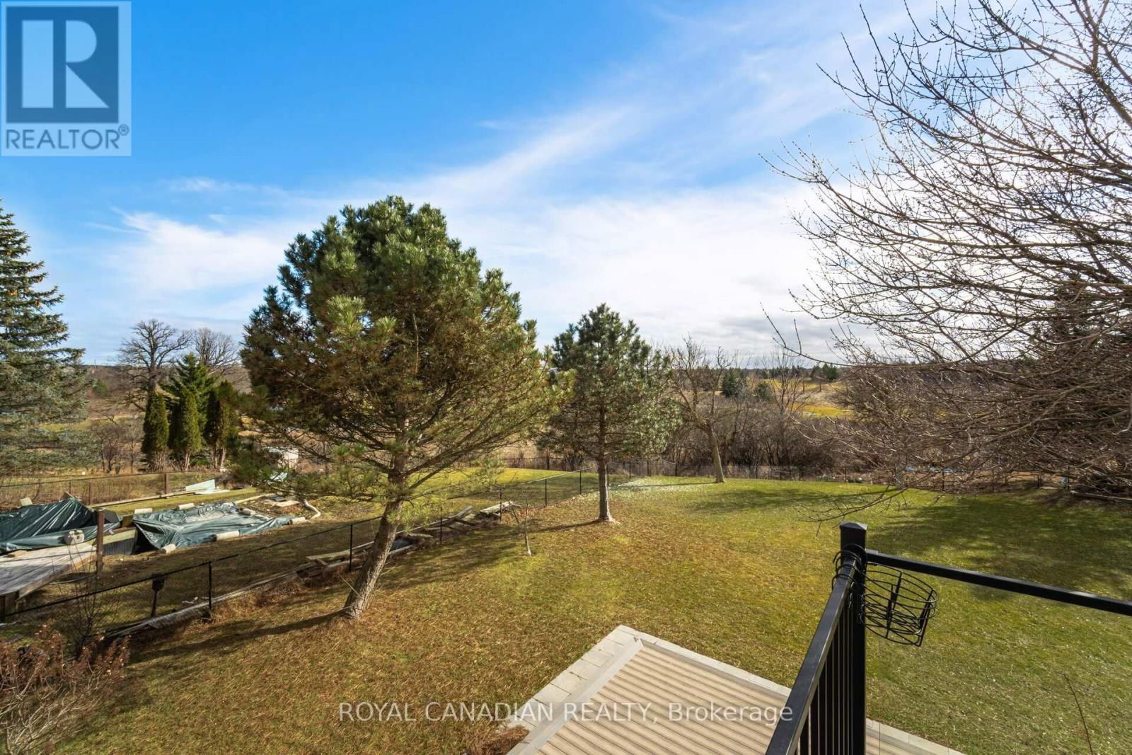 678 MADELINE HEIGHTS Image 43