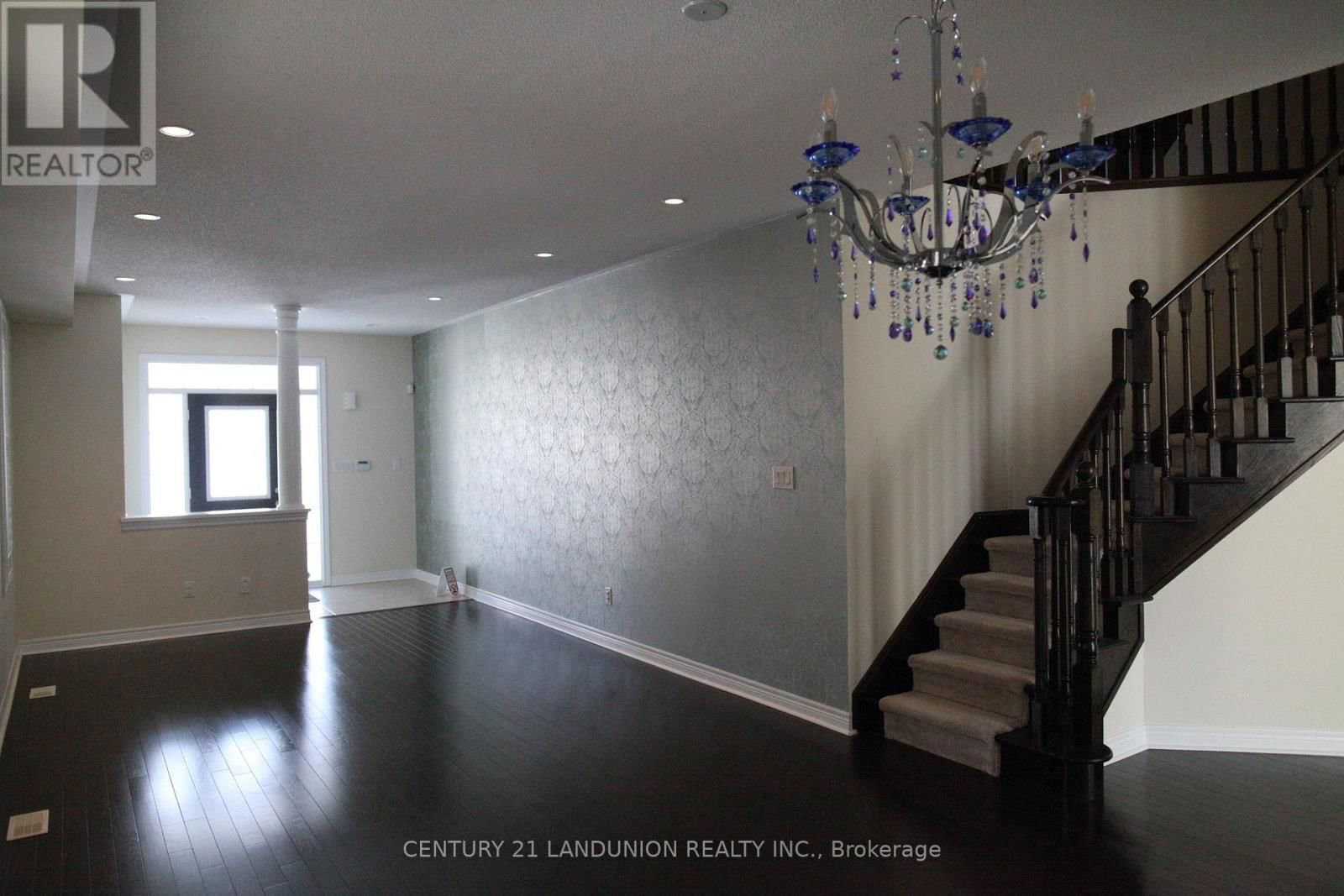 11 HERBERT WALES CRESCENT Image 3
