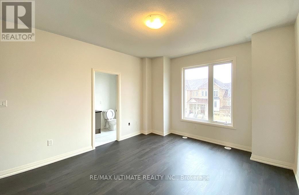 71 GEORGE KIRBY STREET Image 16