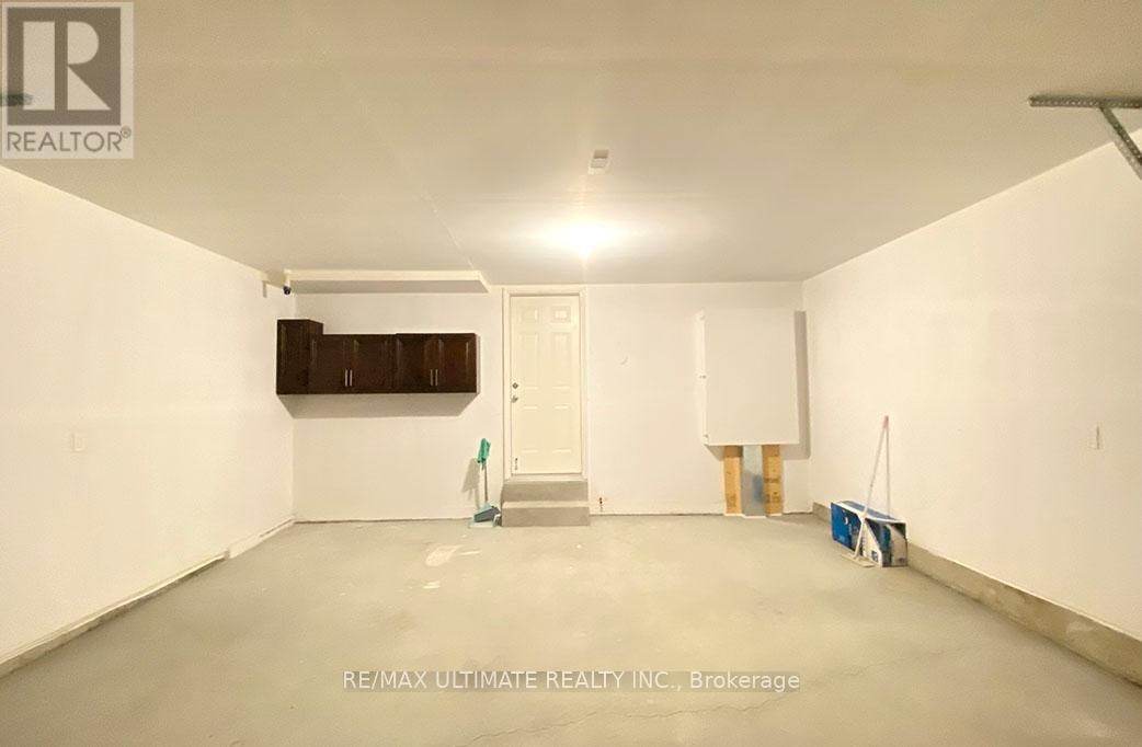 71 GEORGE KIRBY STREET Image 27