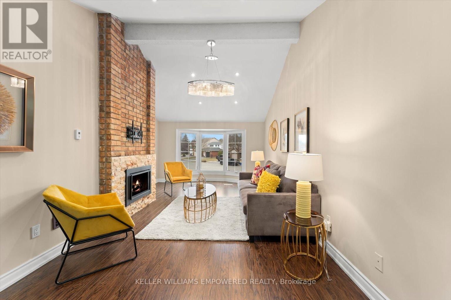 197 STEPHEN STREET Image 25