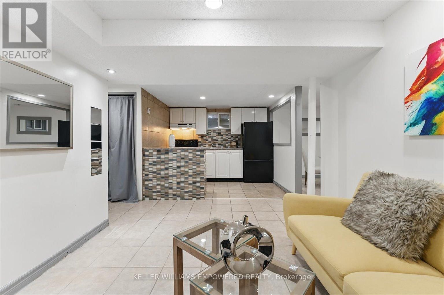 197 STEPHEN STREET Image 39