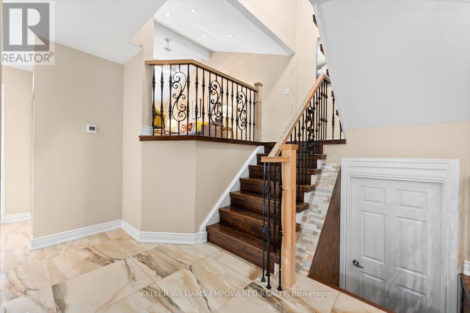 197 STEPHEN STREET Image 7