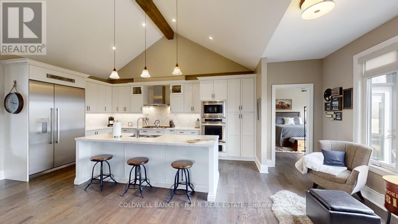 470 BLUE MOUNTAIN ROAD Image 12