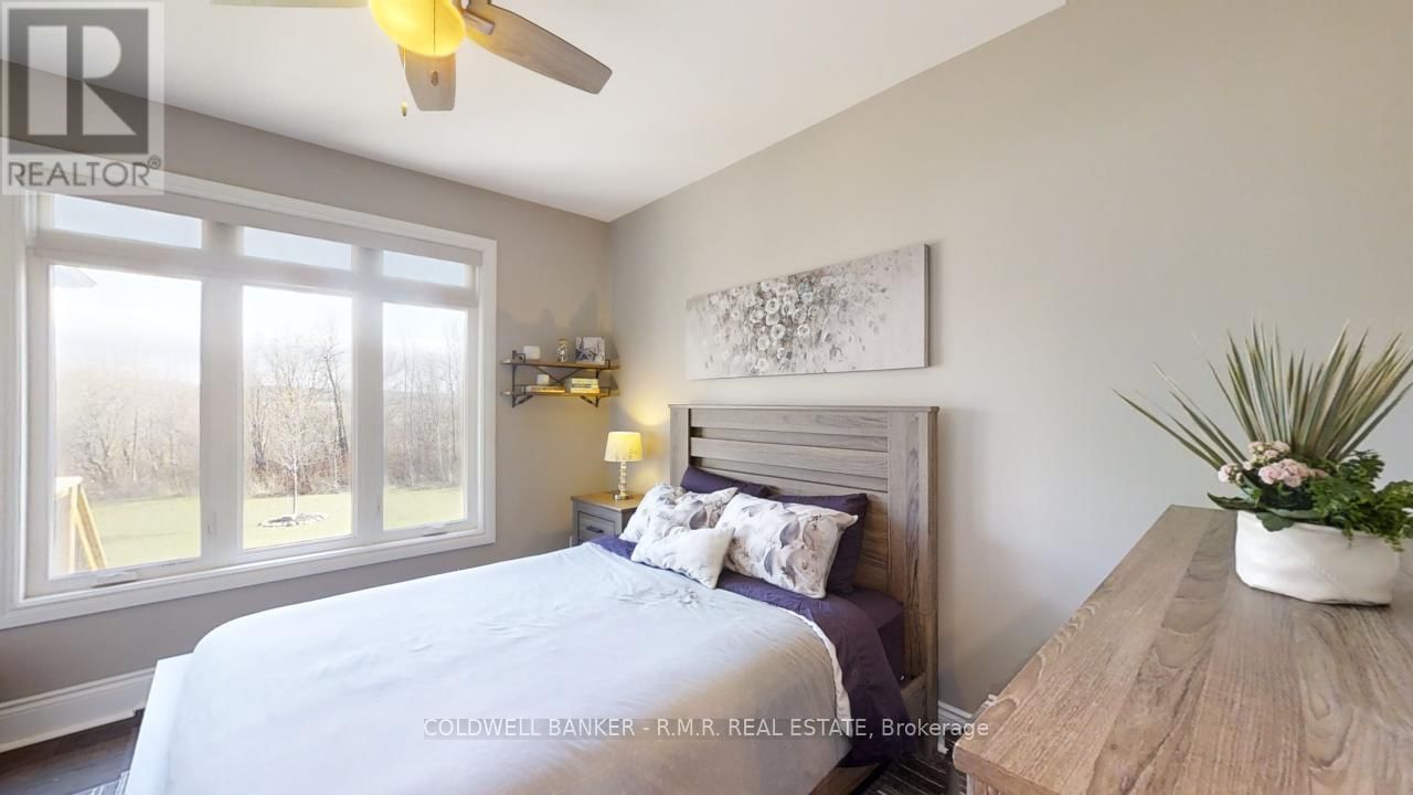 470 BLUE MOUNTAIN ROAD Image 20