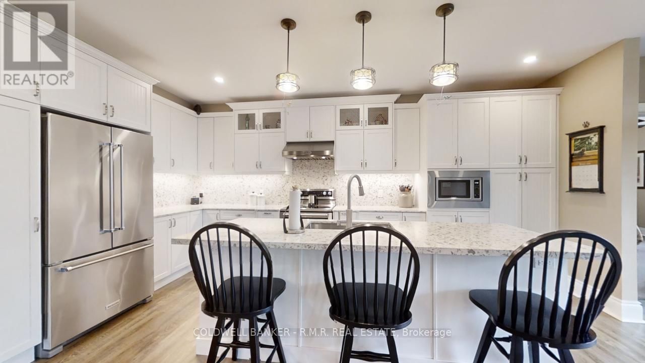 470 BLUE MOUNTAIN ROAD Image 27